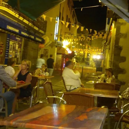 With Fantastic Sea View بانيول سور مير