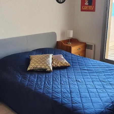 Apartment With Fantastic Sea View *